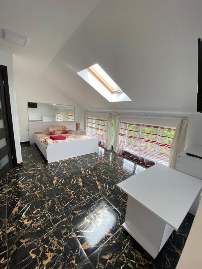 Lemberg Relax House Apartment Bagian luar foto