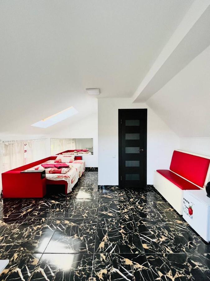 Lemberg Relax House Apartment Bagian luar foto
